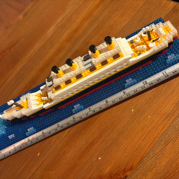 Titanic Building Mini Block Set - Multicolor - Picture 6 of 6
